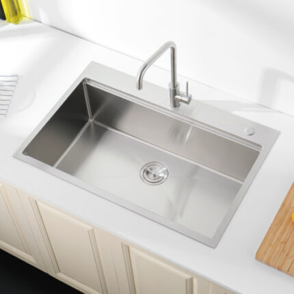 33"x22" Single Bowl Stainless Steel Kitchen Sink – Overmount Brushed Finish, Includes Cutting Board & Colander